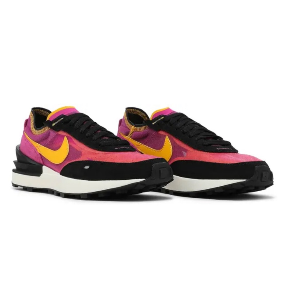 Nike Waffle One “Active Fuscia” Sneakers